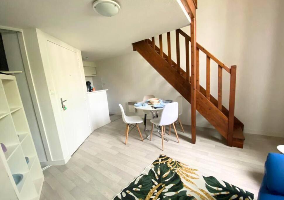 Le Sainte-Croix - Poitiers Centre - La Conciergerie. Apartment Екстериор снимка